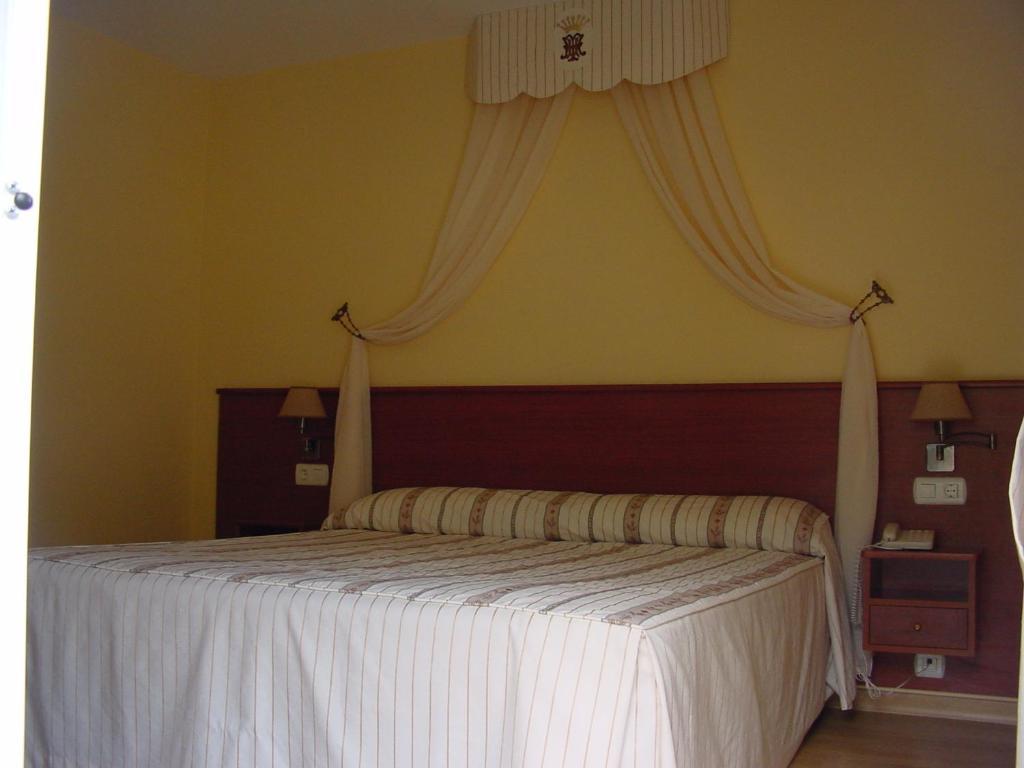 Hotel La Mora Villaseca de Laciana Cameră foto